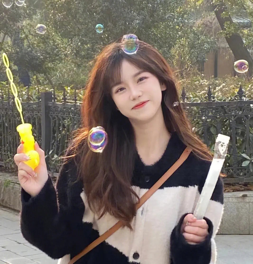 再婚后，本富婆不装了